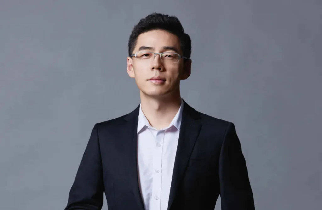 480亿好未来，攻坚大模型