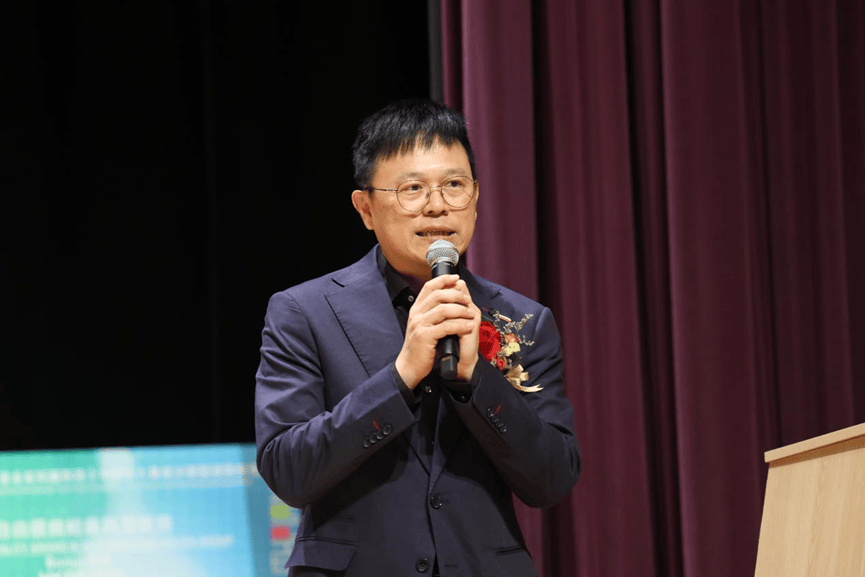 第十四届香港金紫荆国际青少年钢琴大赛临时加设“廖明飞奖学金”，感动全场！