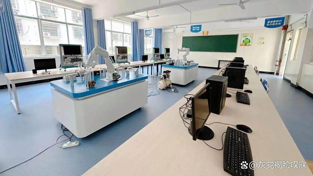 长沙湘江科技中等职业学校：德润湘江，技创辉煌